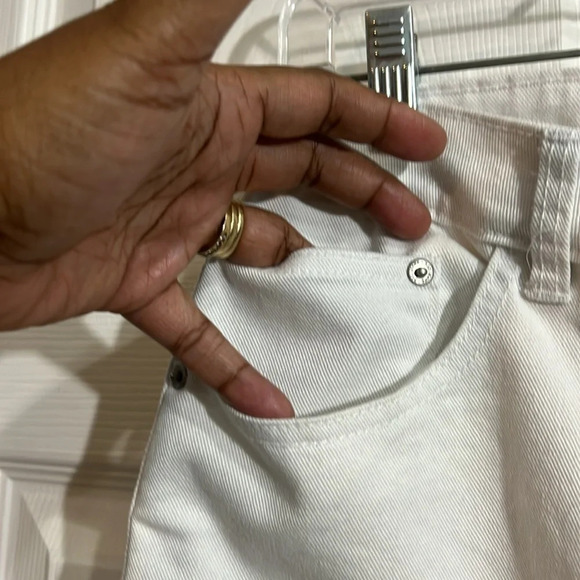 Black Tape Women’s Petite White Jeans with pockets. NWT Size: 31 (12) Petite - Picture 6 of 9